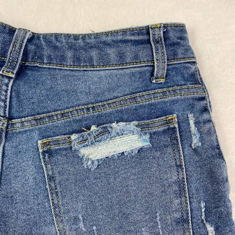 Harper Heritage Distressed Cut Off Denim High-Rise Shorts, size 28‎